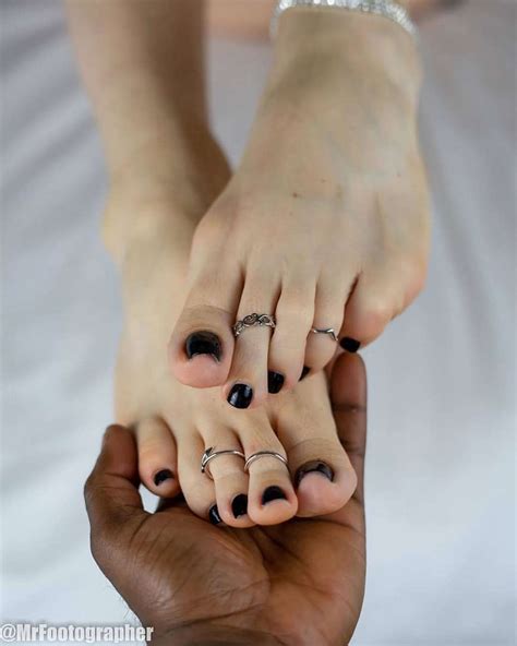 fendi feet